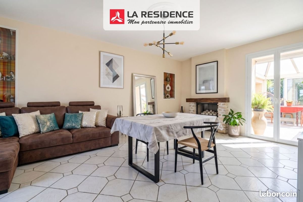 Maison à vendre, 148m², Orvilliers