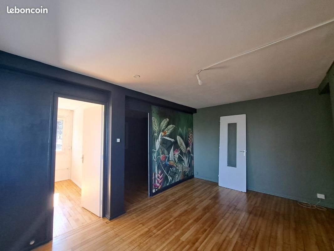 Appartement à louer, 68m², Saint-Héand