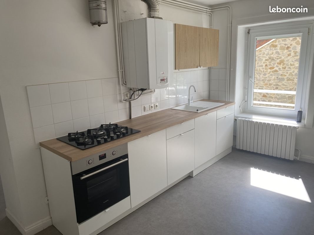 Appartement à louer, 77m², Montbrison