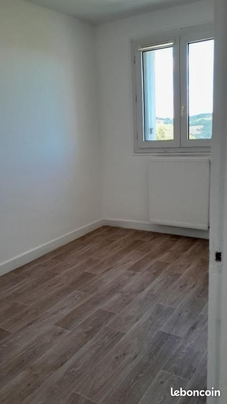 Appartement à louer, 63m², Pélussin