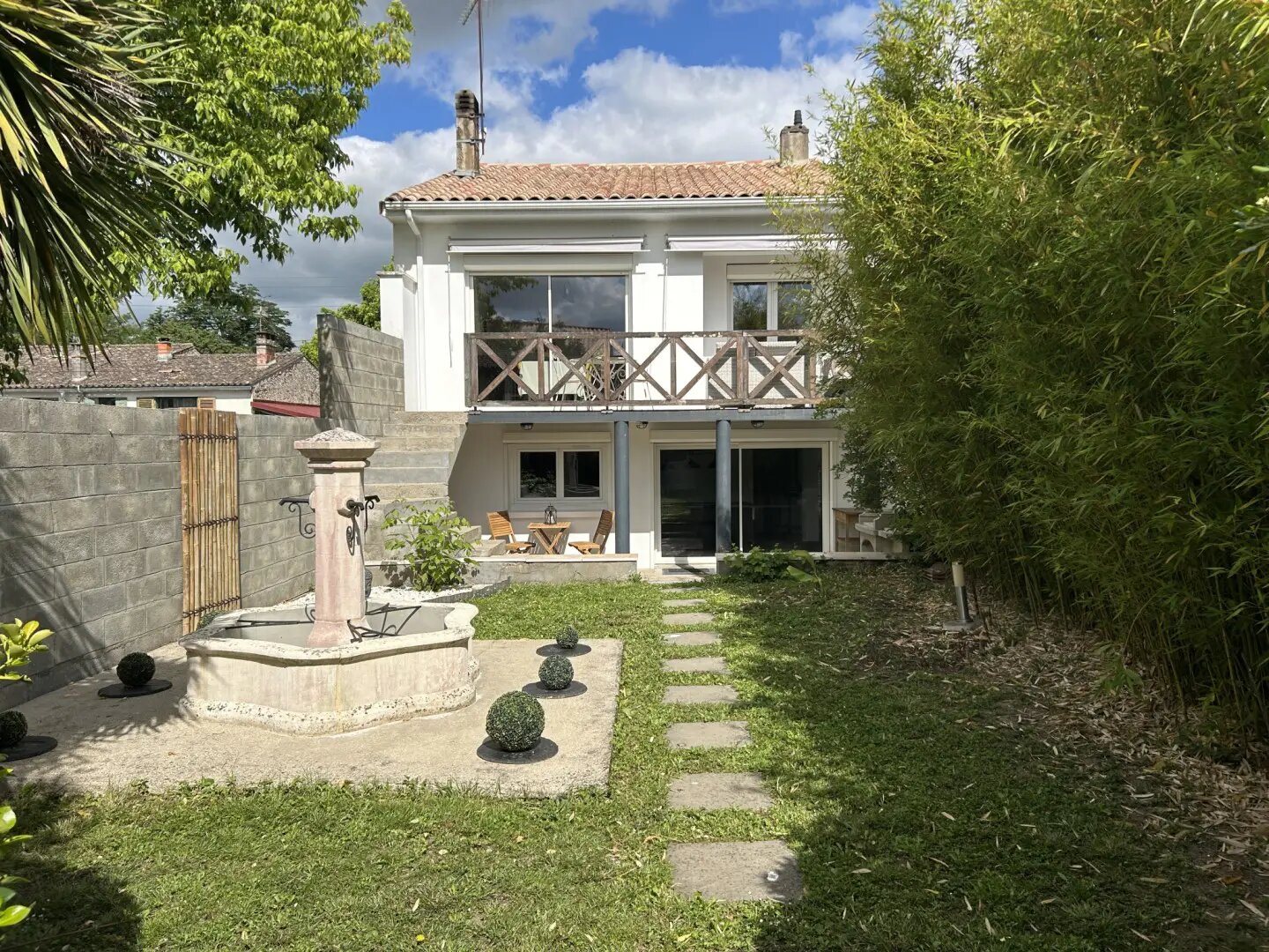 Maison à vendre, 105m², Sauveterre-de-Guyenne
