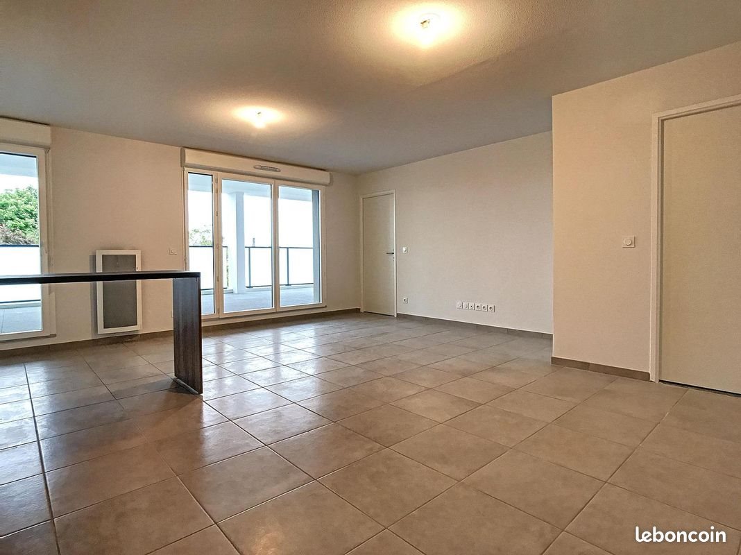 Appartement à louer, 67m², Lormont