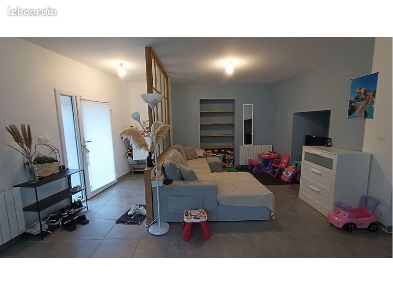 Appartement à louer, 77m², Marcilly-le-Châtel