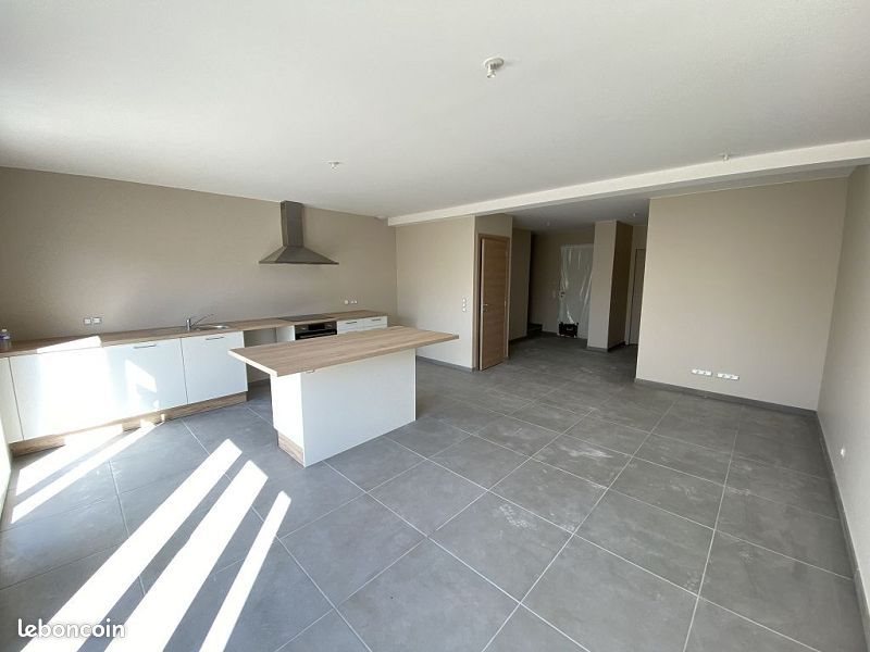 Maison à louer, 88m², Feurs
