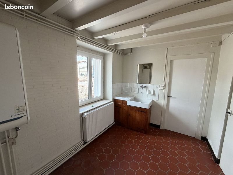 Maison à louer, 60m², Sainte-Agathe-la-Bouteresse