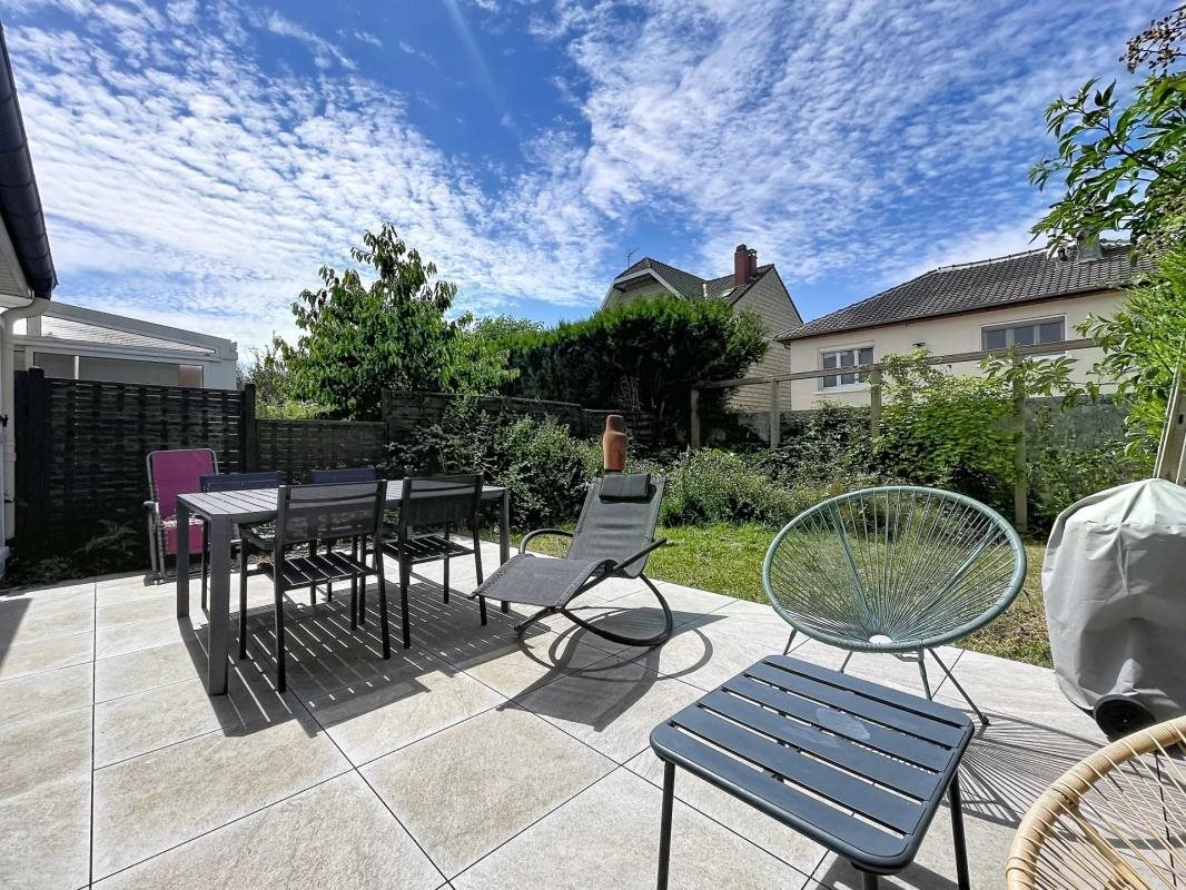 Maison à vendre, 107m², Le Mesnil-Saint-Denis