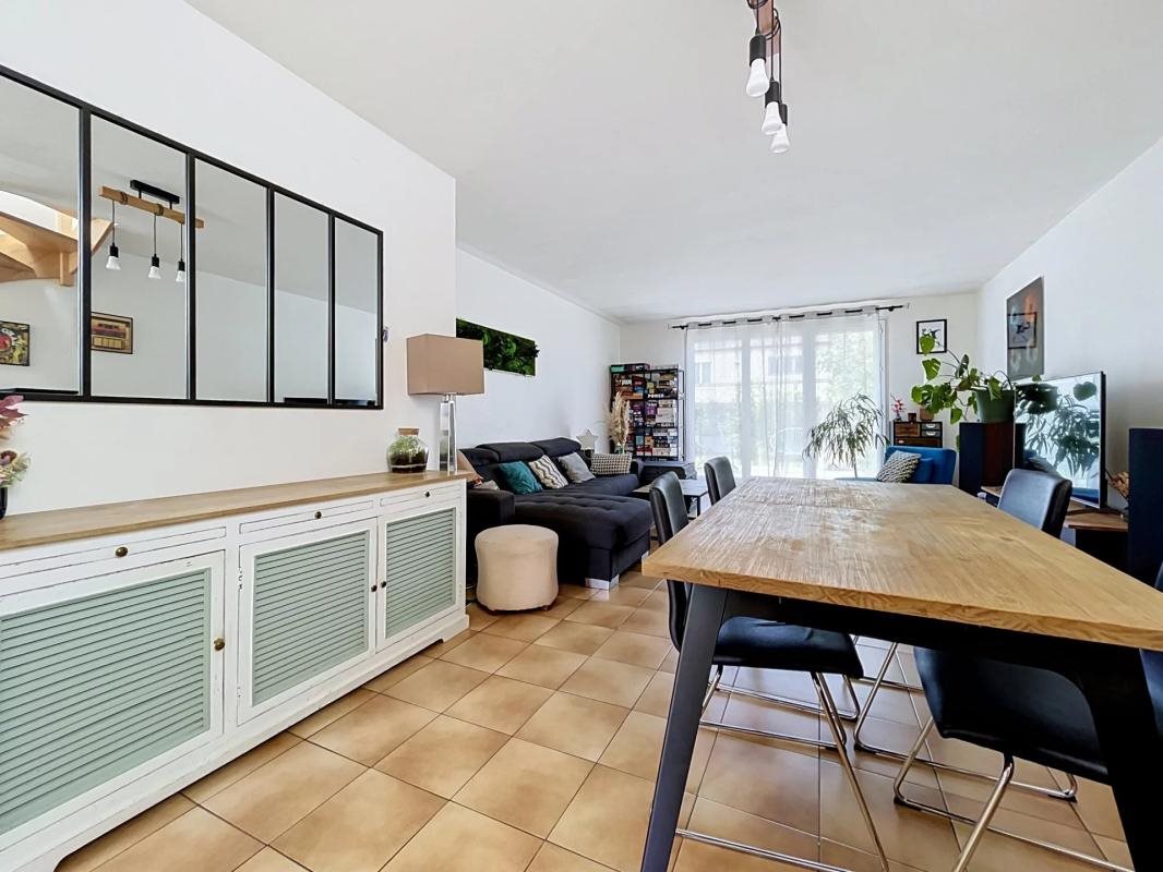 Maison à vendre, 107m², Le Mesnil-Saint-Denis