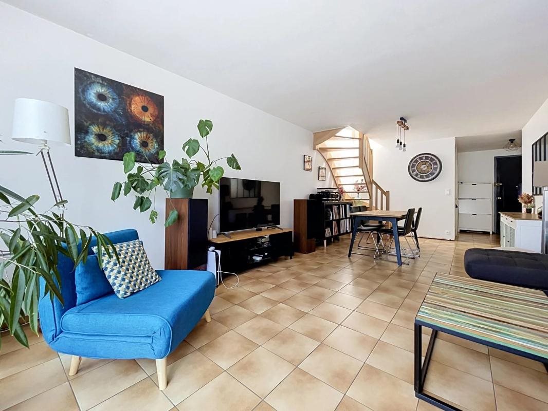 Maison à vendre, 107m², Le Mesnil-Saint-Denis