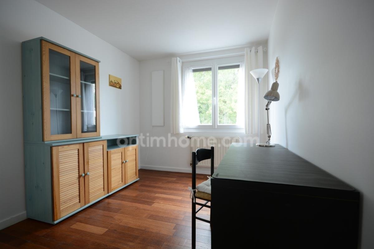 Appartement à louer, 68m², Bures-sur-Yvette