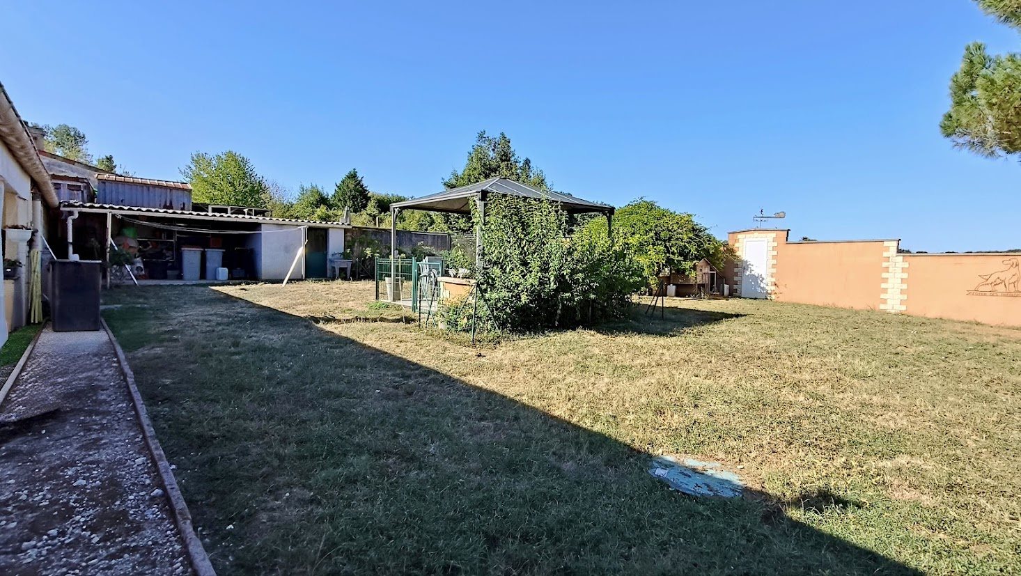 Maison à vendre, 131m², Saint-Ciers-de-Canesse