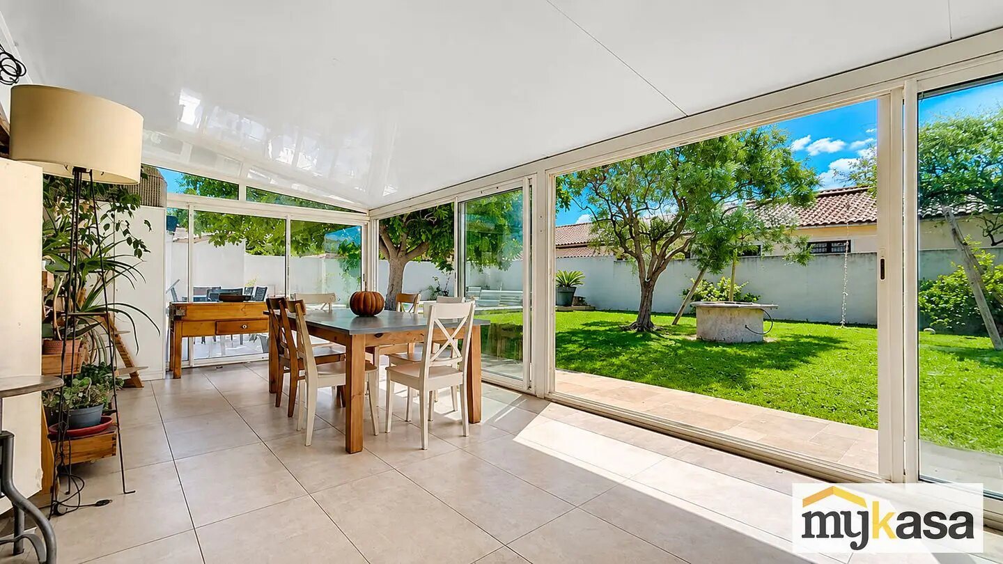 Maison à vendre, 136m², Eyguières