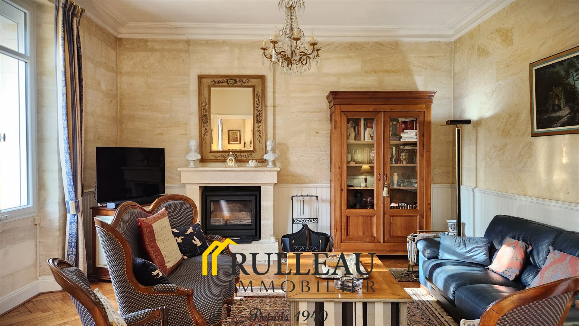 Maison à vendre, 242m², Saint-Laurent-d'Arce