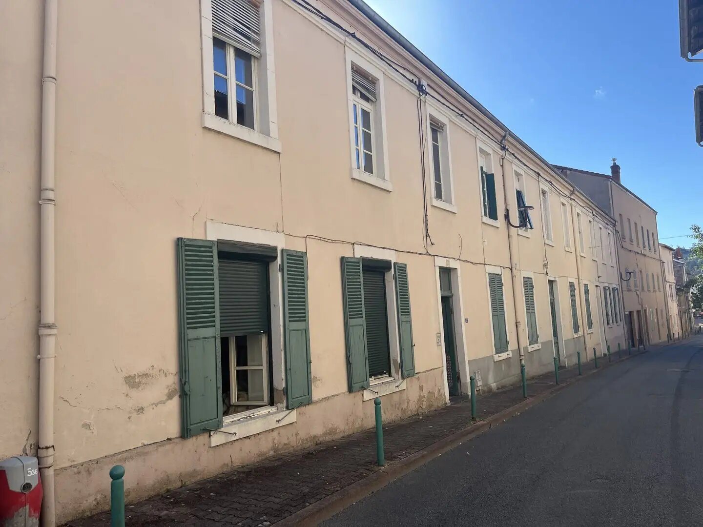 Appartement à vendre, 600m², Saint-Vincent-de-Reins