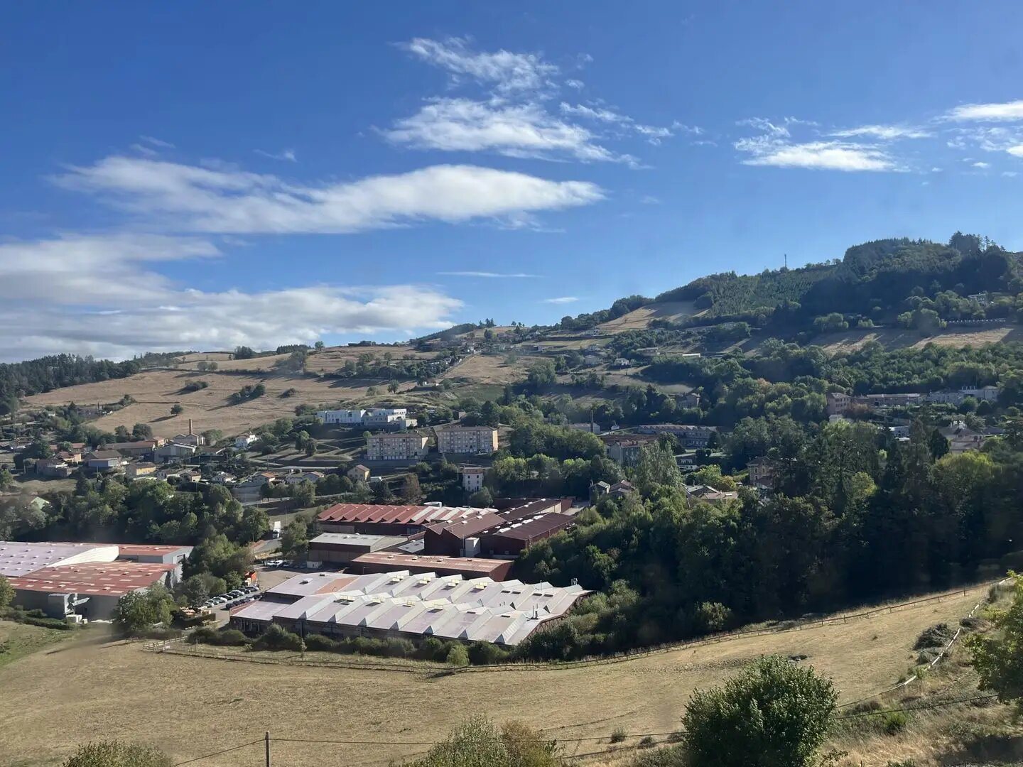 Appartement à vendre, 600m², Saint-Vincent-de-Reins