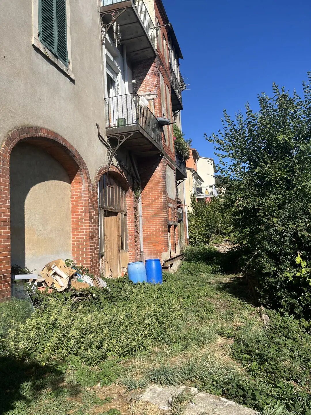 Appartement à vendre, 600m², Saint-Vincent-de-Reins