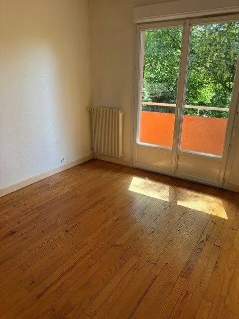 Appartement à louer, 85m², Saint-Vincent-de-Reins