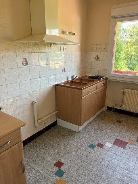 Appartement à louer, 85m², Saint-Vincent-de-Reins
