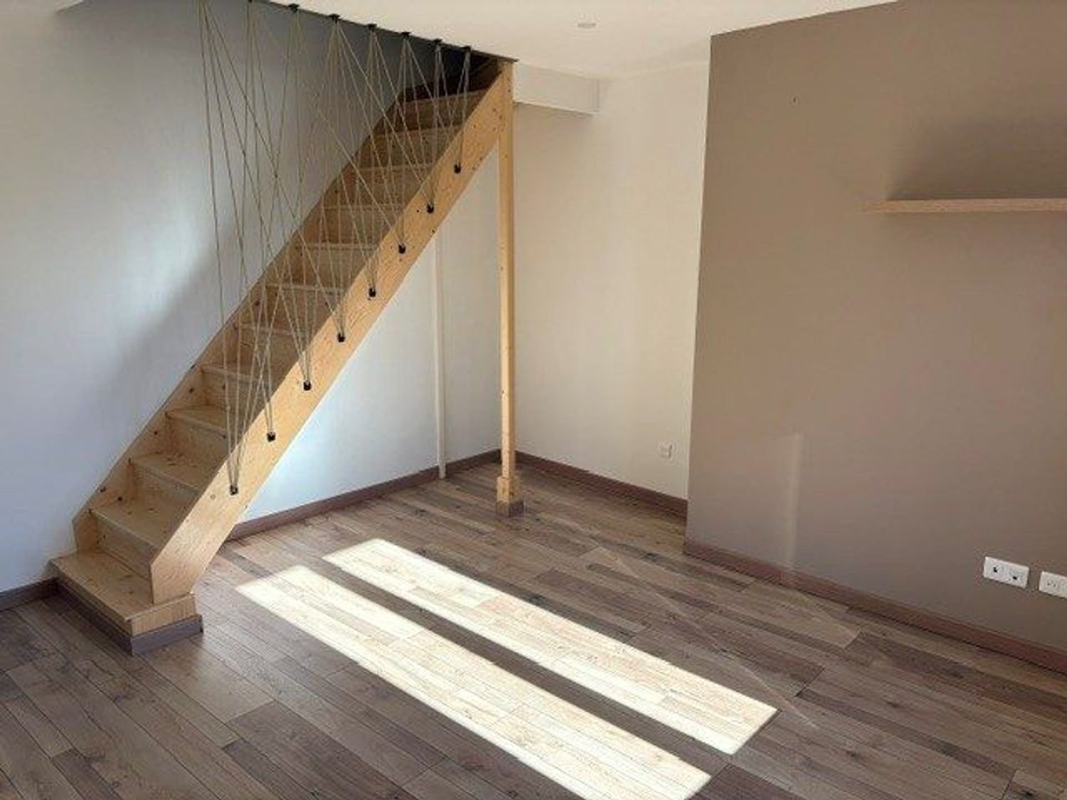 Appartement à louer, 57m², Cours-la-Ville