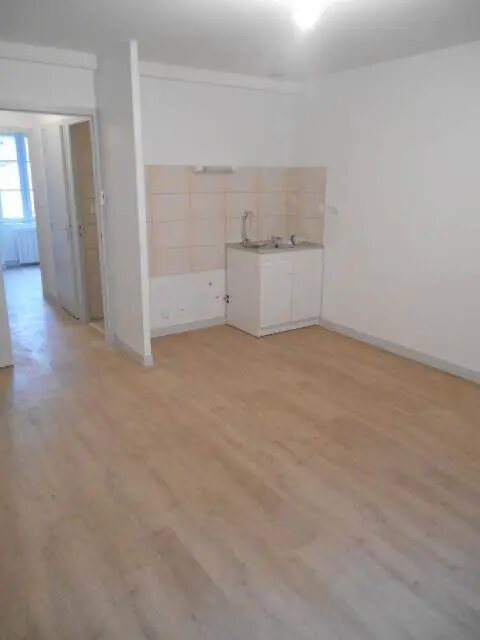 Appartement à louer, 39m², Cours-la-Ville