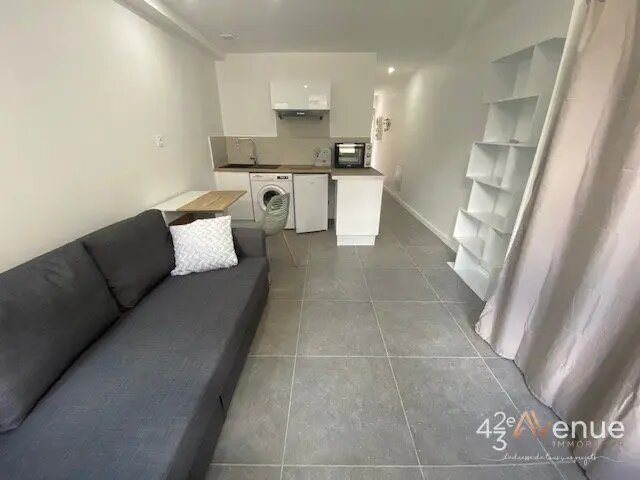 Appartement à louer, 21m², Saint-Etienne