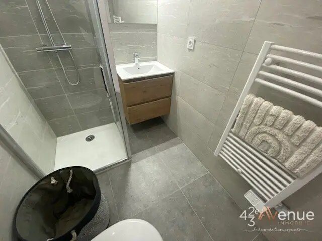 Appartement à louer, 21m², Saint-Etienne