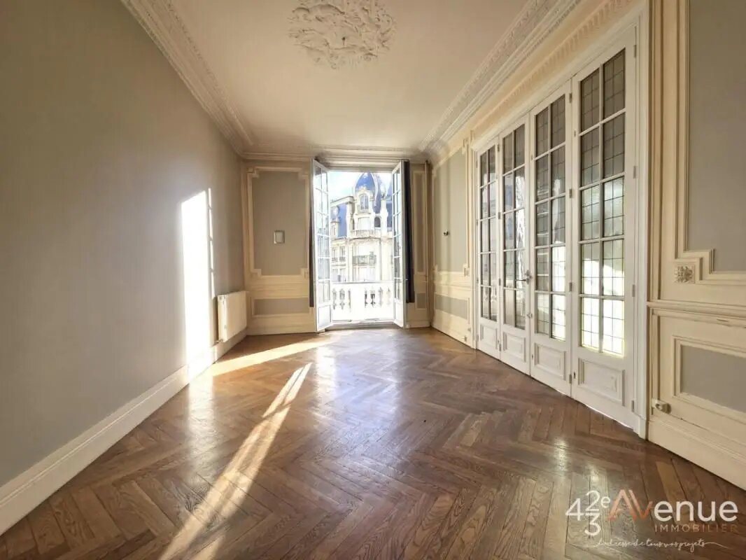 Appartement à vendre, 145m², Saint-Étienne