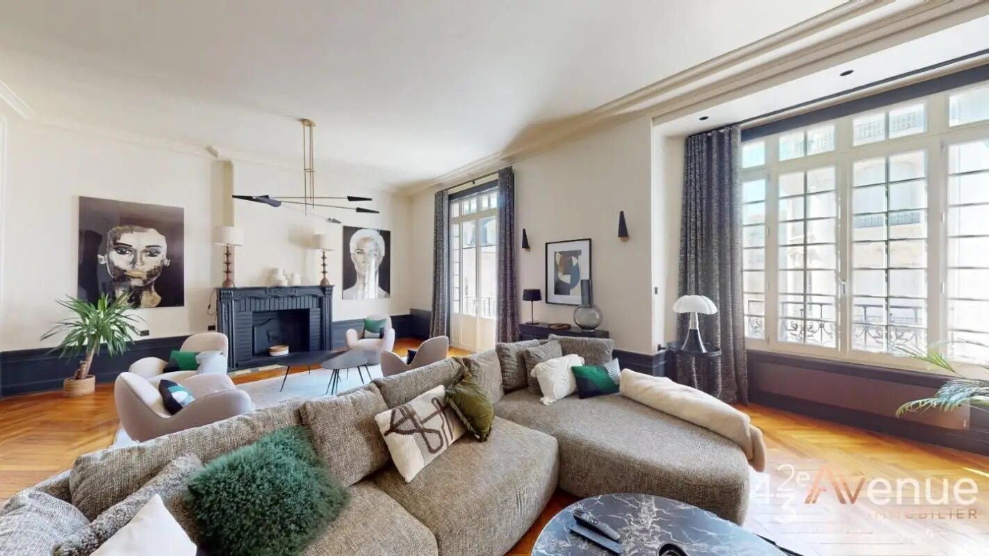 Appartement à vendre, 178m², Saint-Étienne