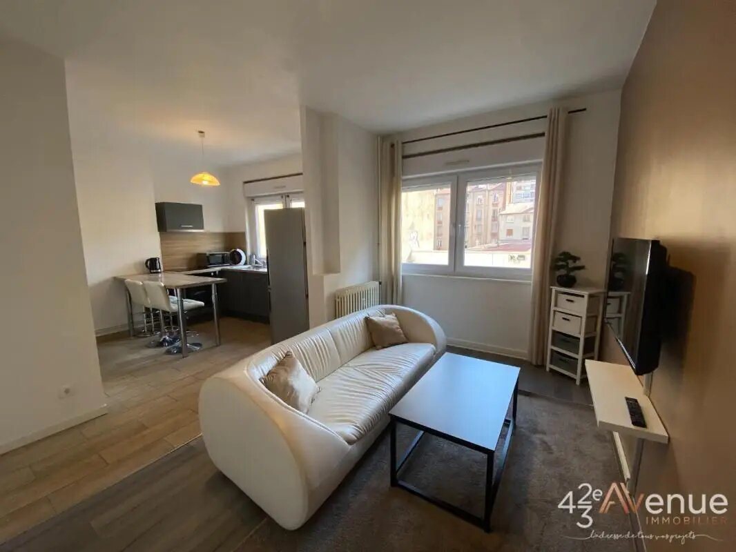 Appartement à louer, 45m², Saint-Etienne