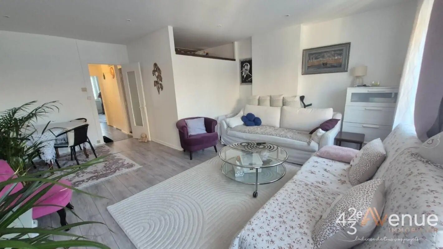 Appartement à vendre, 66m², Saint-Étienne