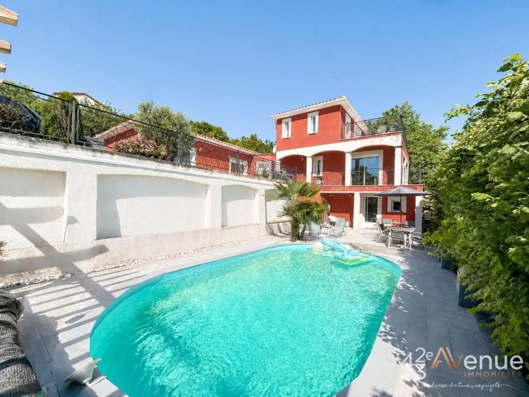 Maison à vendre, 180m², Saint-Genest-Lerpt