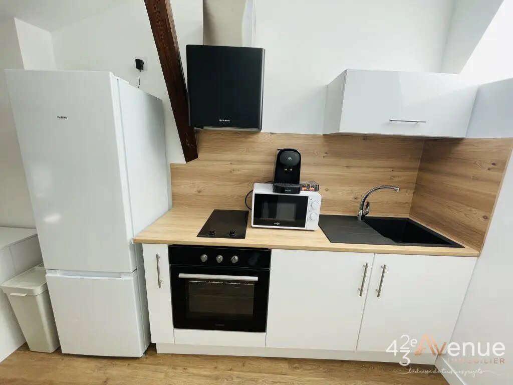 Appartement à louer, 21m², Saint-Etienne