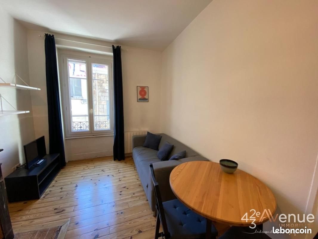 Appartement à louer, 47m², Saint-Etienne