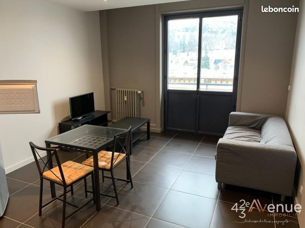 Appartement à louer, 34m², Saint-Etienne