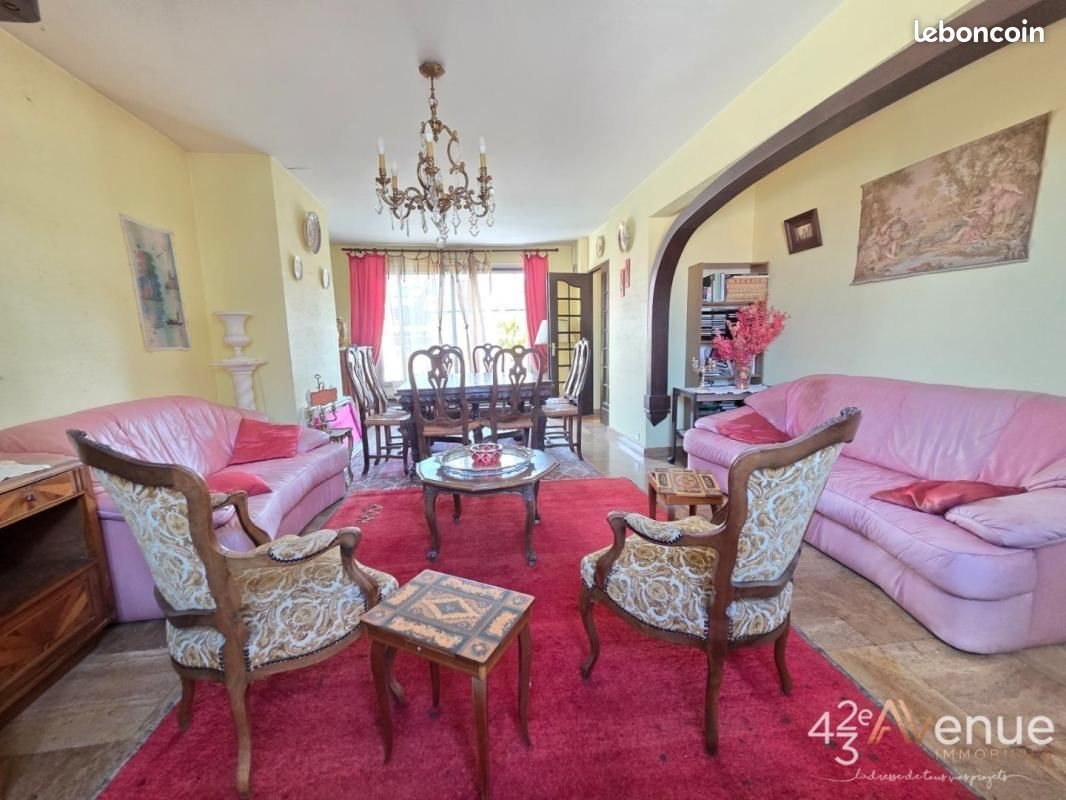 Appartement à vendre, 143m², Saint-Étienne