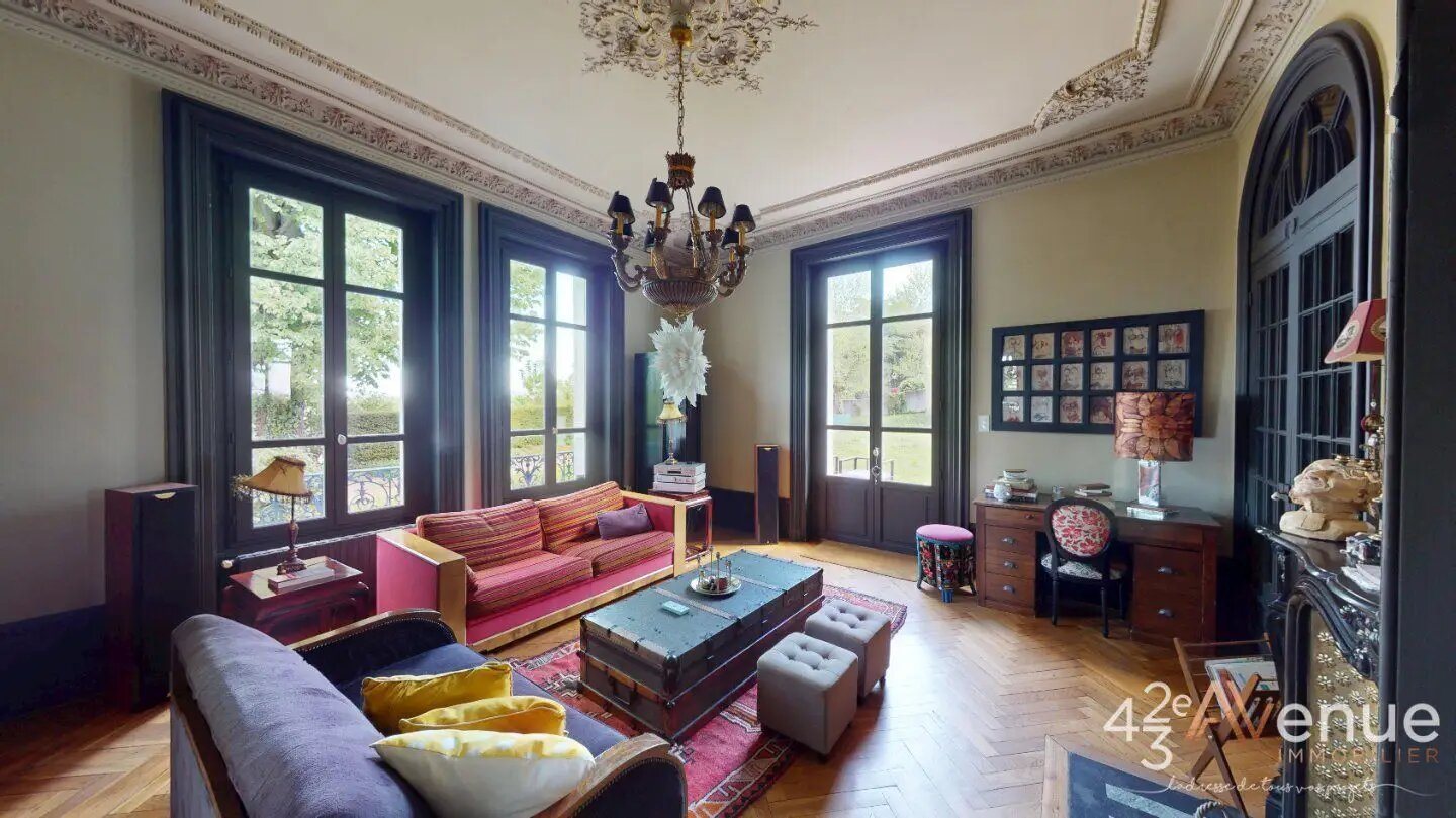 Maison à vendre, 355m², Saint-Etienne