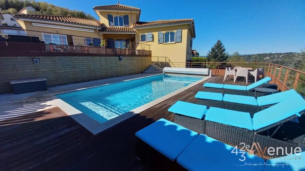 Maison à vendre, 214m², Saint-Priest-en-Jarez
