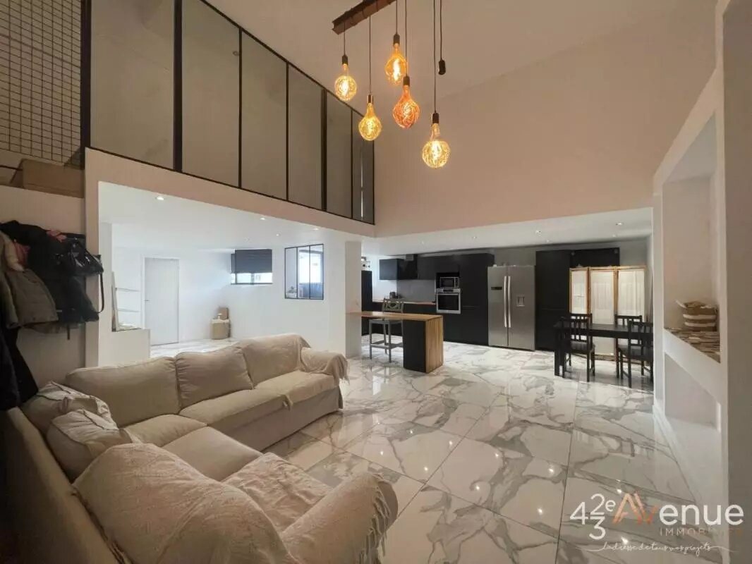 Appartement à vendre, 136m², Saint-Etienne