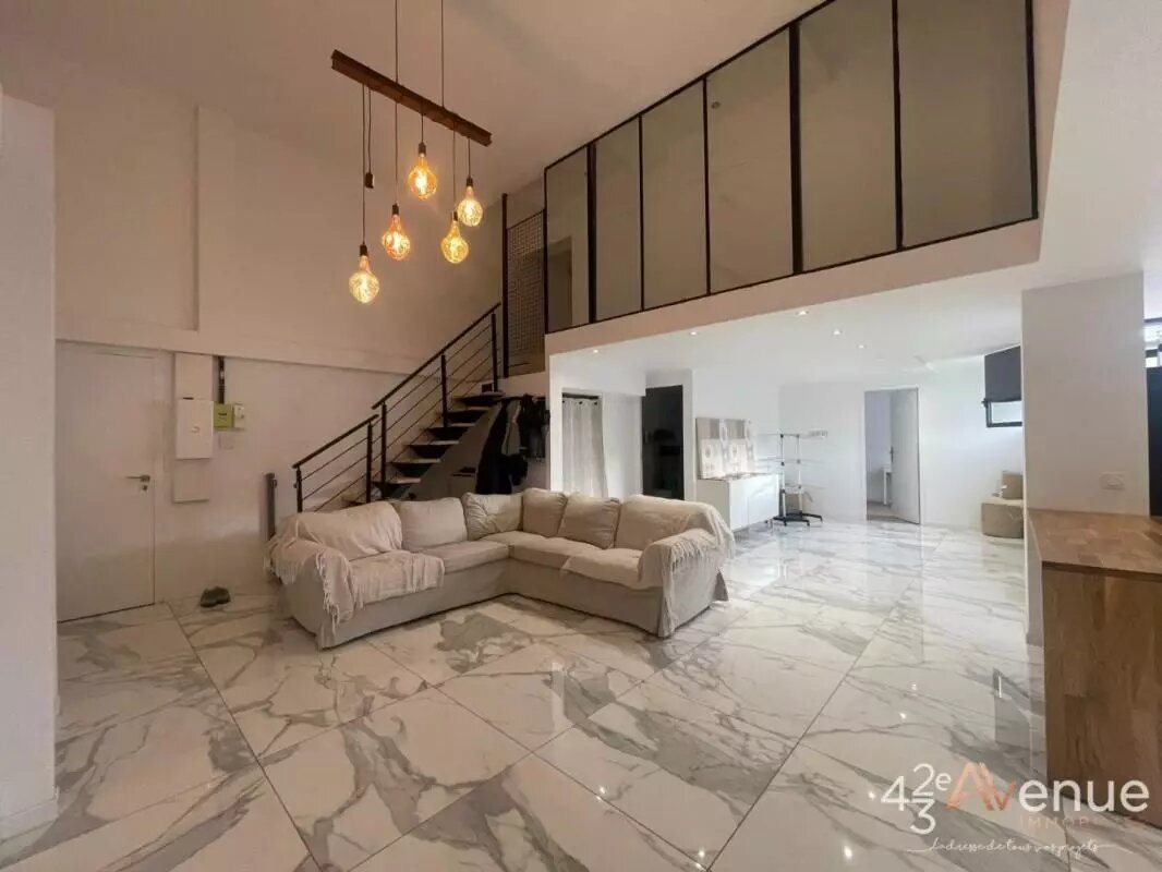 Appartement à vendre, 136m², Saint-Etienne