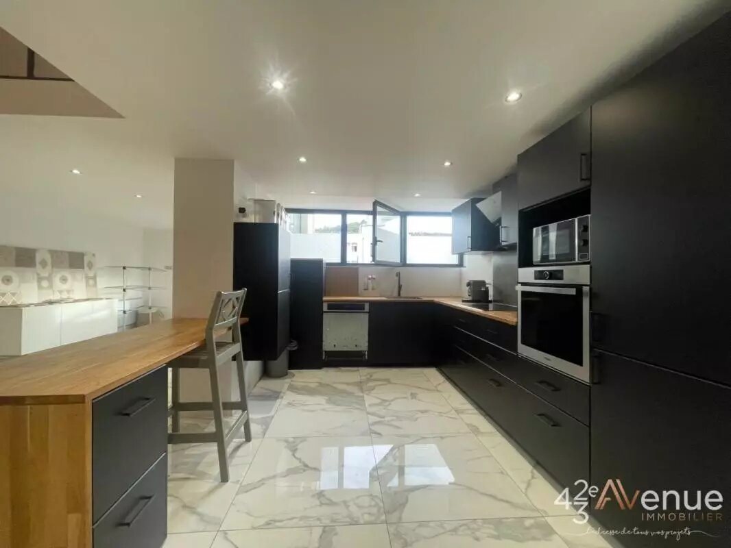 Appartement à vendre, 136m², Saint-Etienne