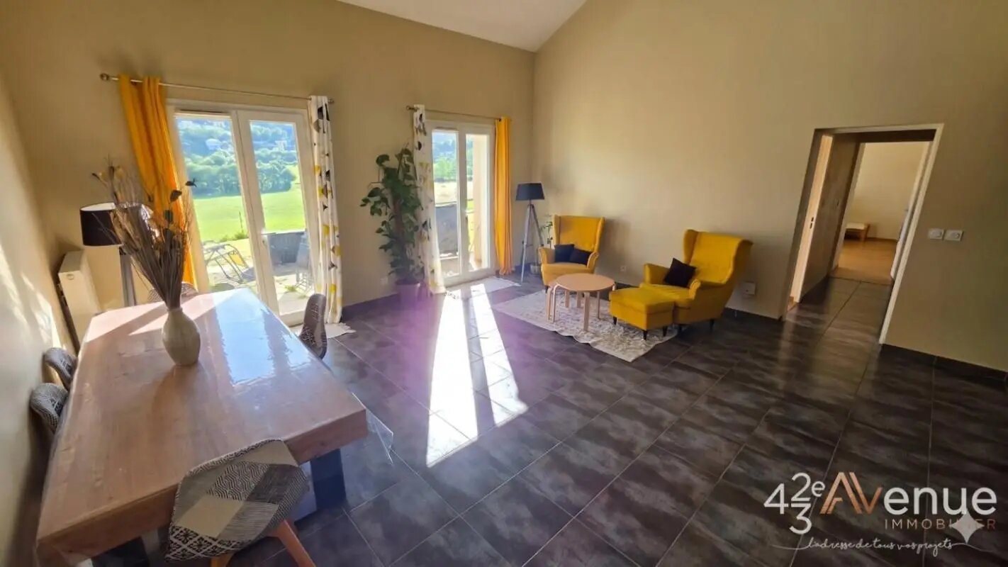 Maison à vendre, 200m², Saint-Genest-Lerpt