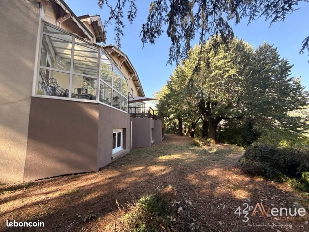 Maison à vendre, 379m², Saint-Étienne