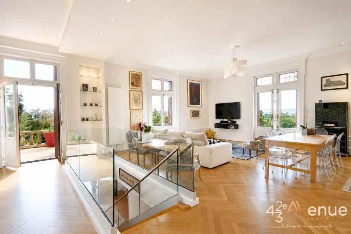Appartement à vendre, 191m², L'Etrat