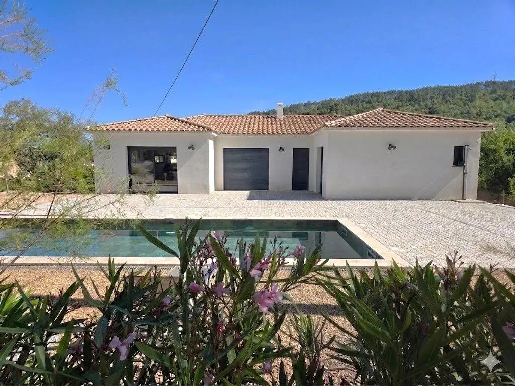 Maison à vendre, 226m², Vidauban
