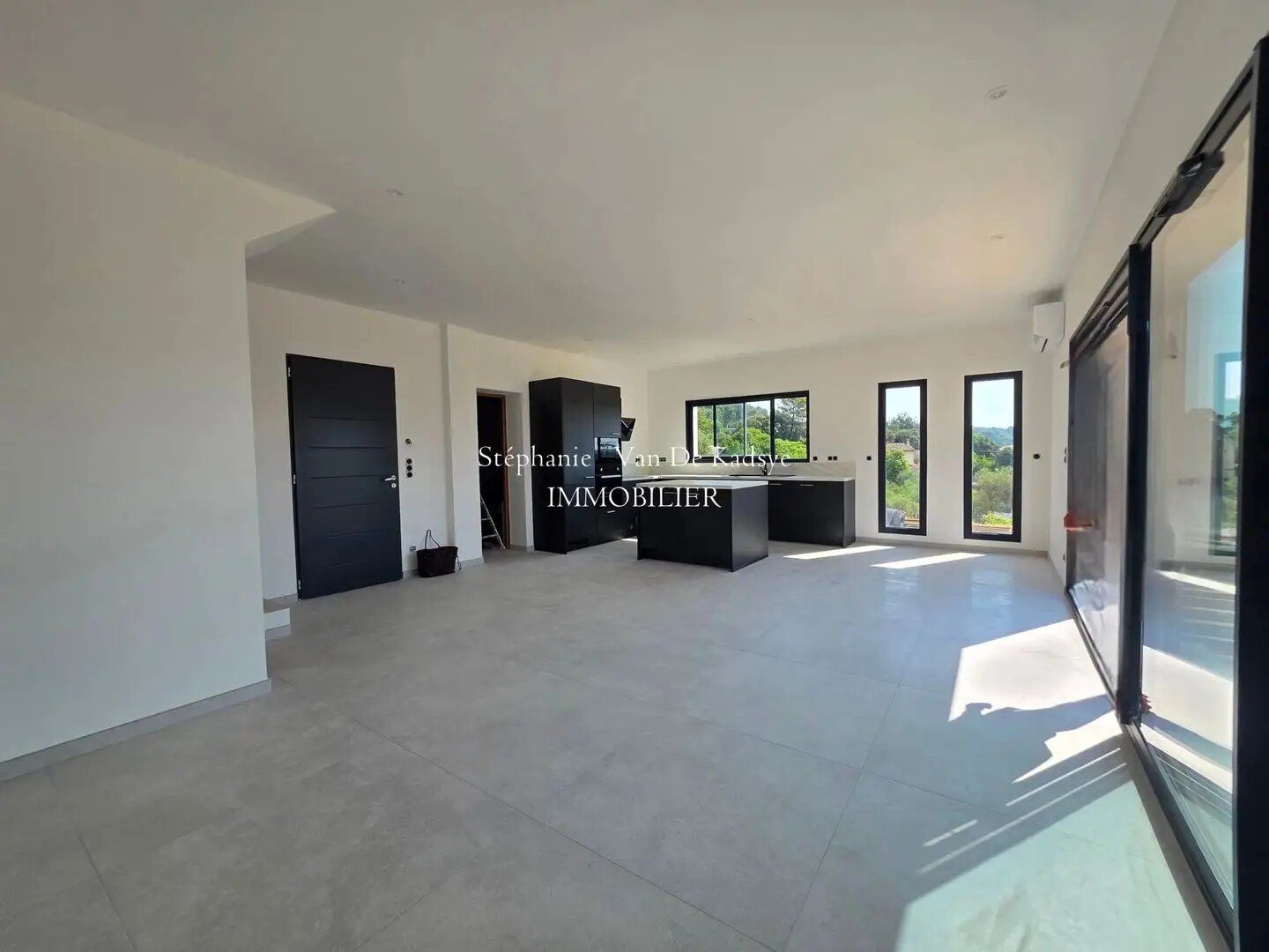 Maison à vendre, 102m², Lorgues