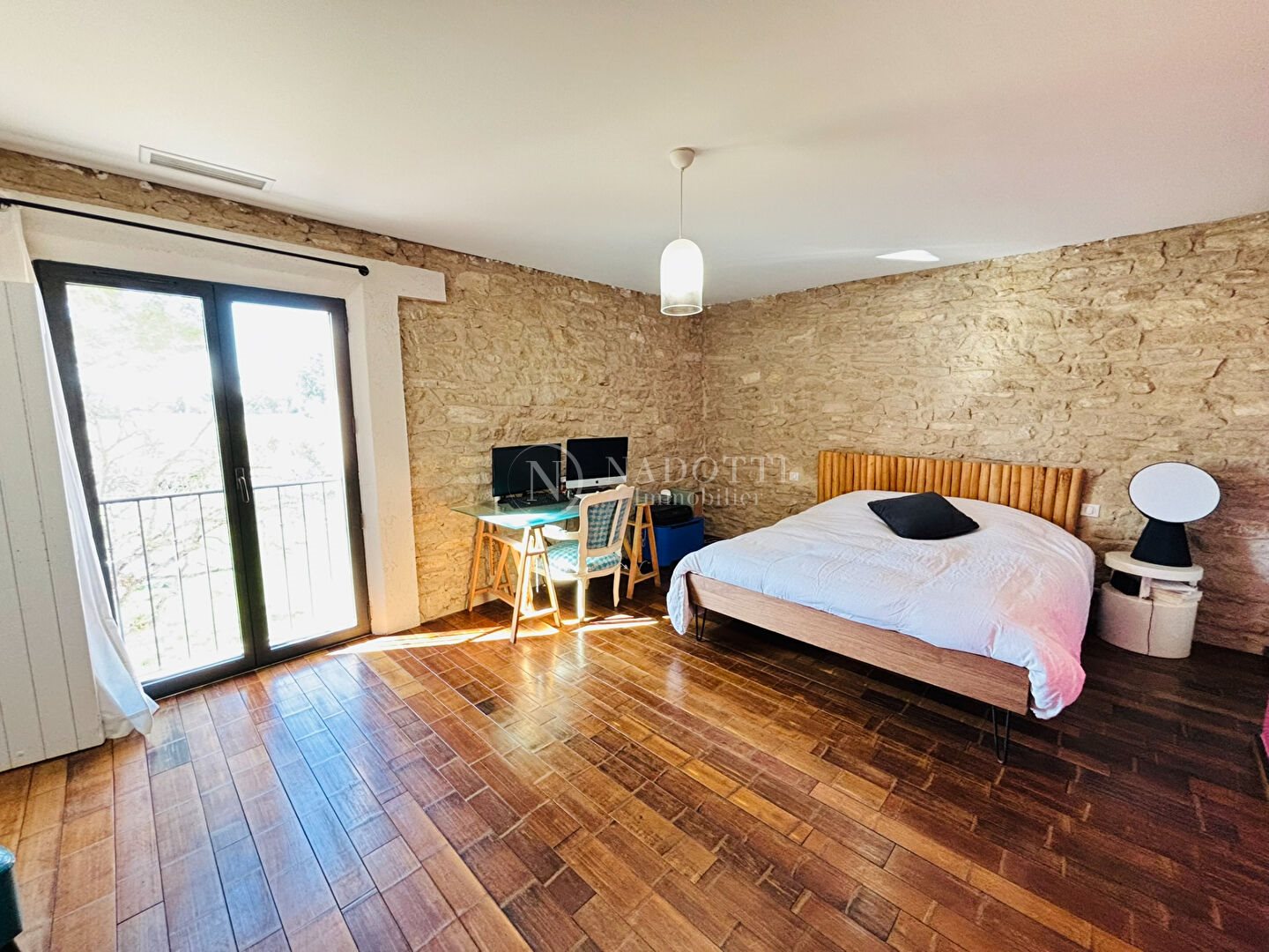 Maison à louer, 164m², L'Isle-sur-la-Sorgue