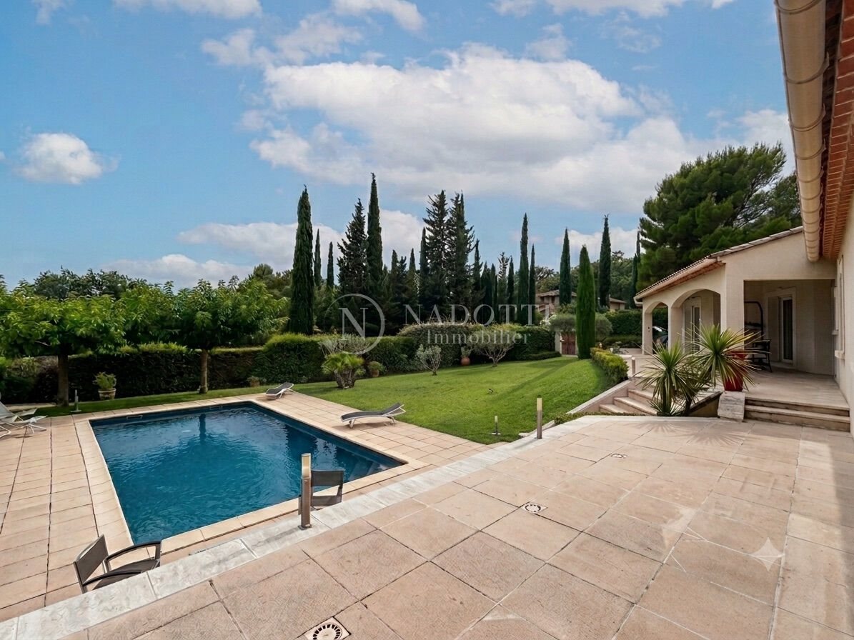 Maison à vendre, 230m², Caumont-sur-Durance
