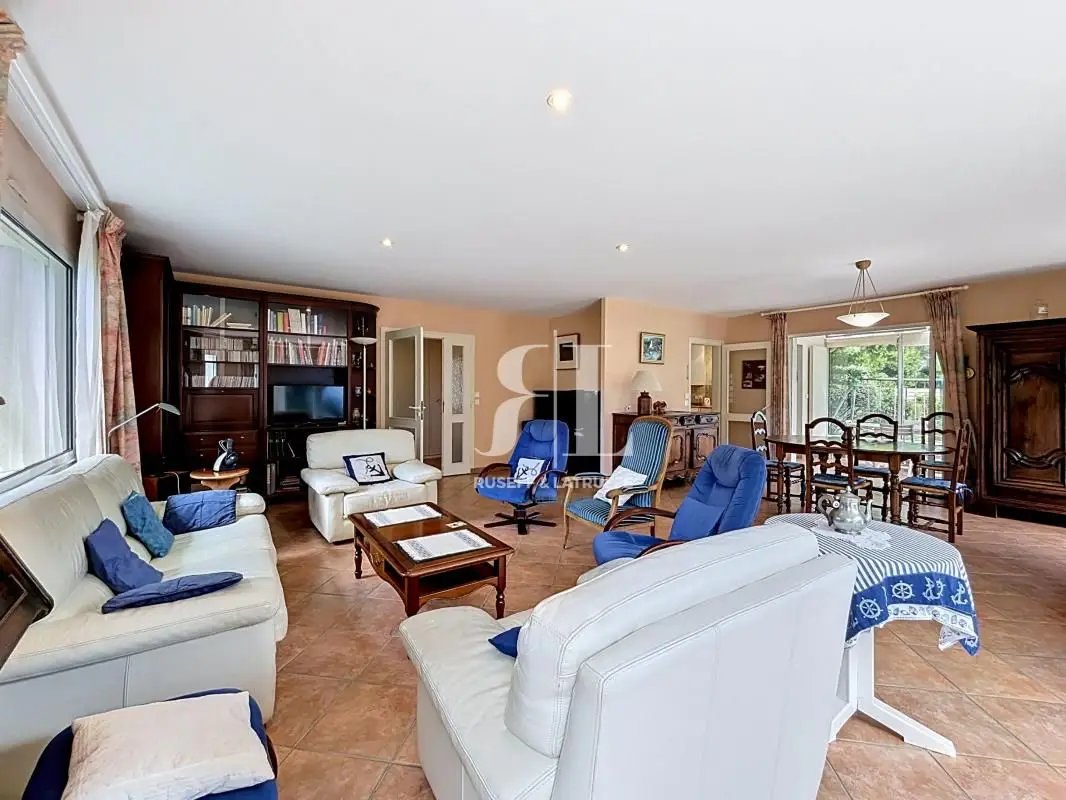Maison à vendre, 230m², Larmor-Plage