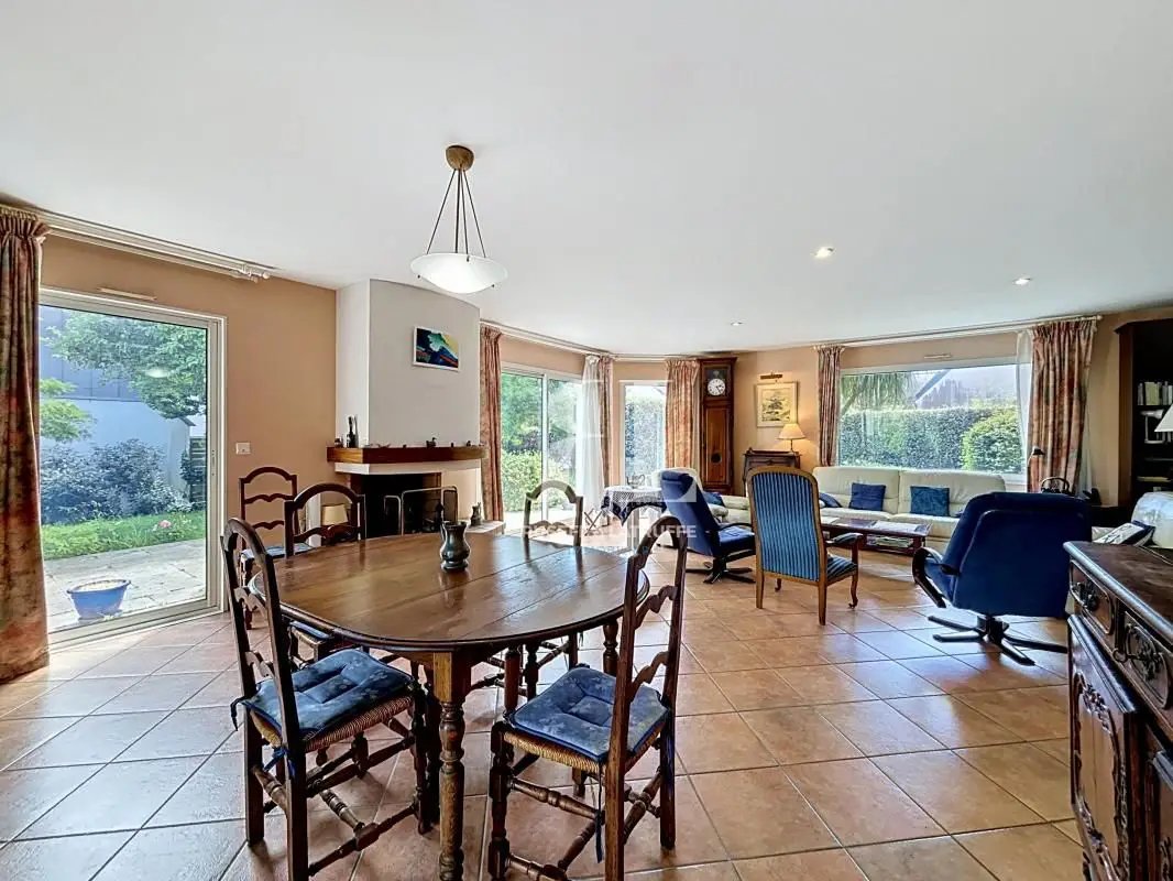Maison à vendre, 230m², Larmor-Plage