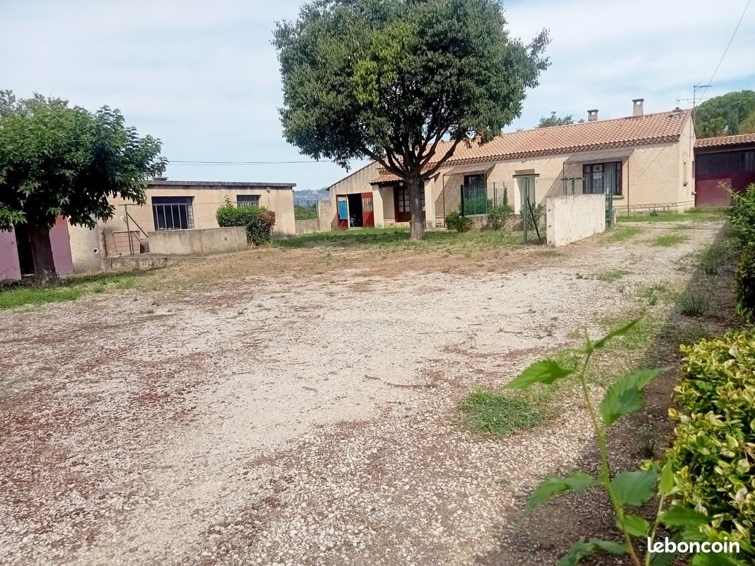 Maison à vendre, 124m², Caromb