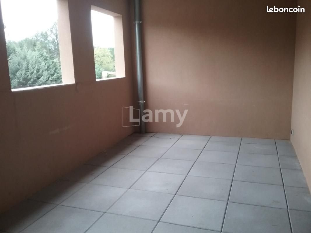 Appartement à louer, 33m², Peynier
